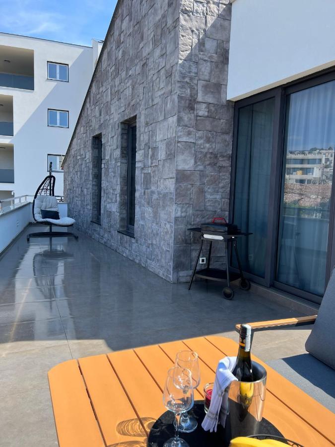 Luxury Laurus Penthouse With Awesome Sea View Apartment Primosten Exterior photo