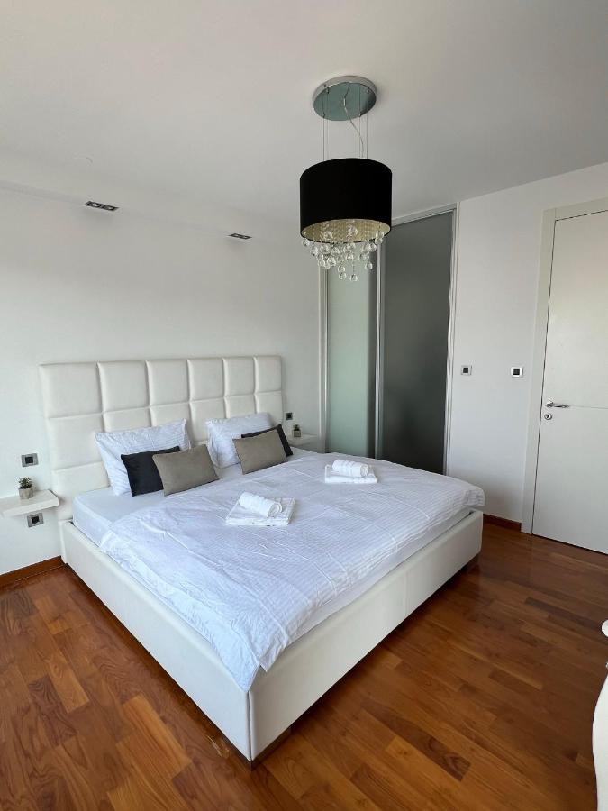 Luxury Laurus Penthouse With Awesome Sea View Apartment Primosten Exterior photo